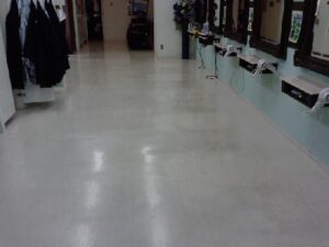 東京都　新宿区　美容室　店舗　定期清掃　剥離清掃