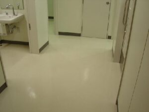 埼玉県　所沢市　国立施設　床面清掃