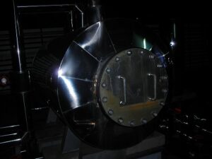 東京都内福祉施設　貯湯槽清掃