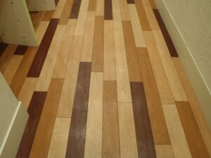 新宿区西新宿　店舗剥離清掃