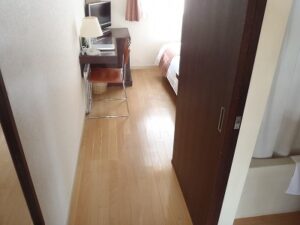 都内ビジネスホテル　客室床面清掃