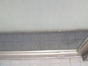 都内　病院　自動ドア　フィルム汚れ除去