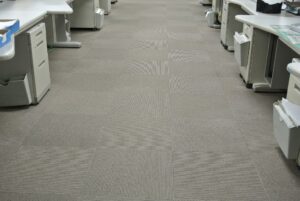 東京都　都内オフィスビル　カーペット清掃
