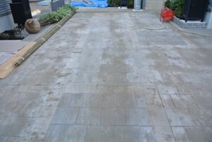 東京都世田谷区道路インターロッキングの清掃②